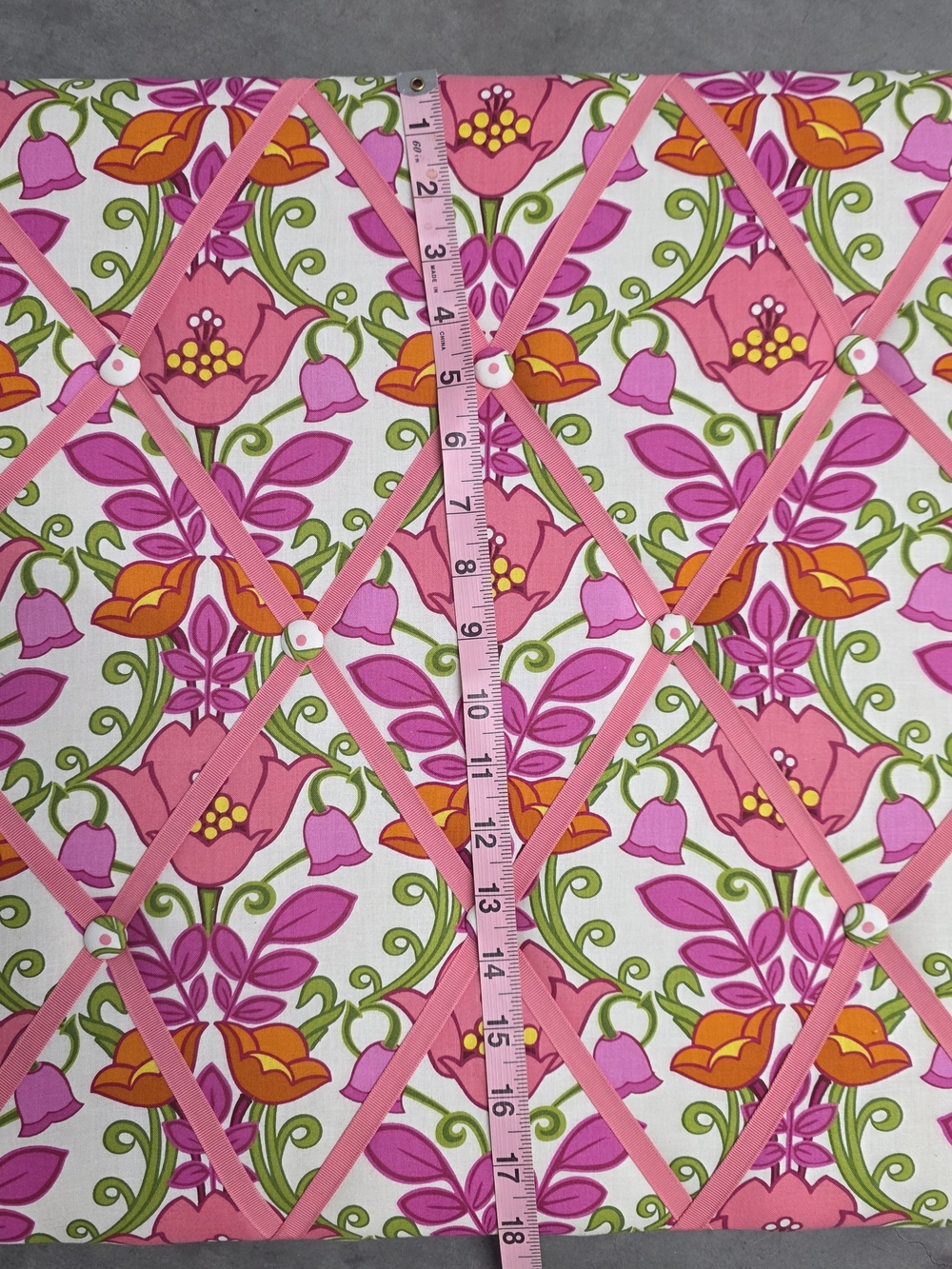 Vera Bradley 2008 Priscilla Pink Pattern Memory Board - Picture 5 of 6